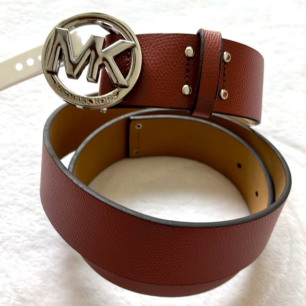 MICHAEL KORS Brown Genuine Pebbled Leather Pin Stud Belt--NWT--M